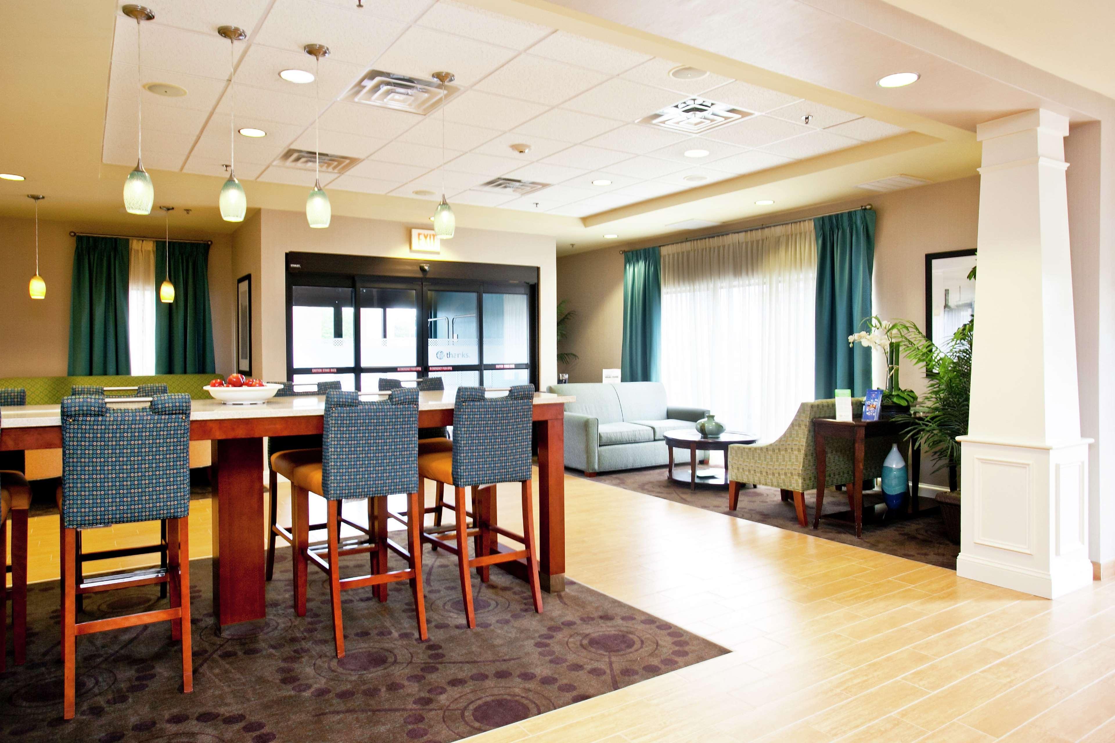 Hampton Inn Inwood Buitenkant foto