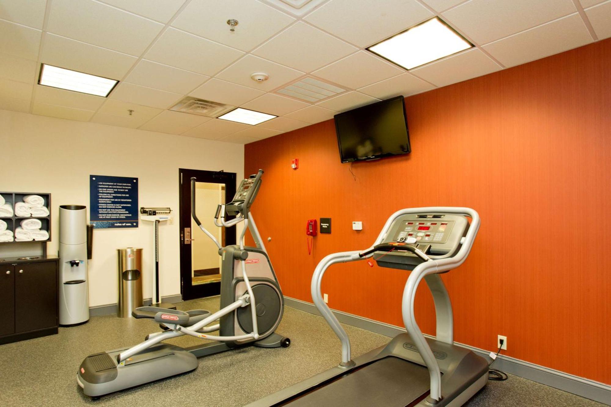 Hampton Inn Inwood Buitenkant foto