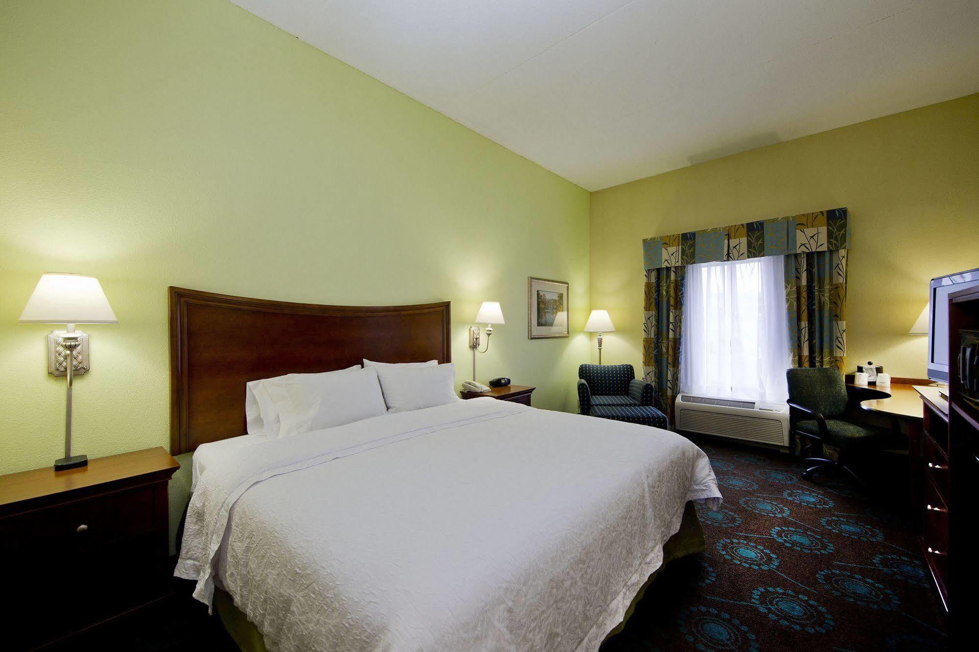 Hampton Inn Inwood Buitenkant foto